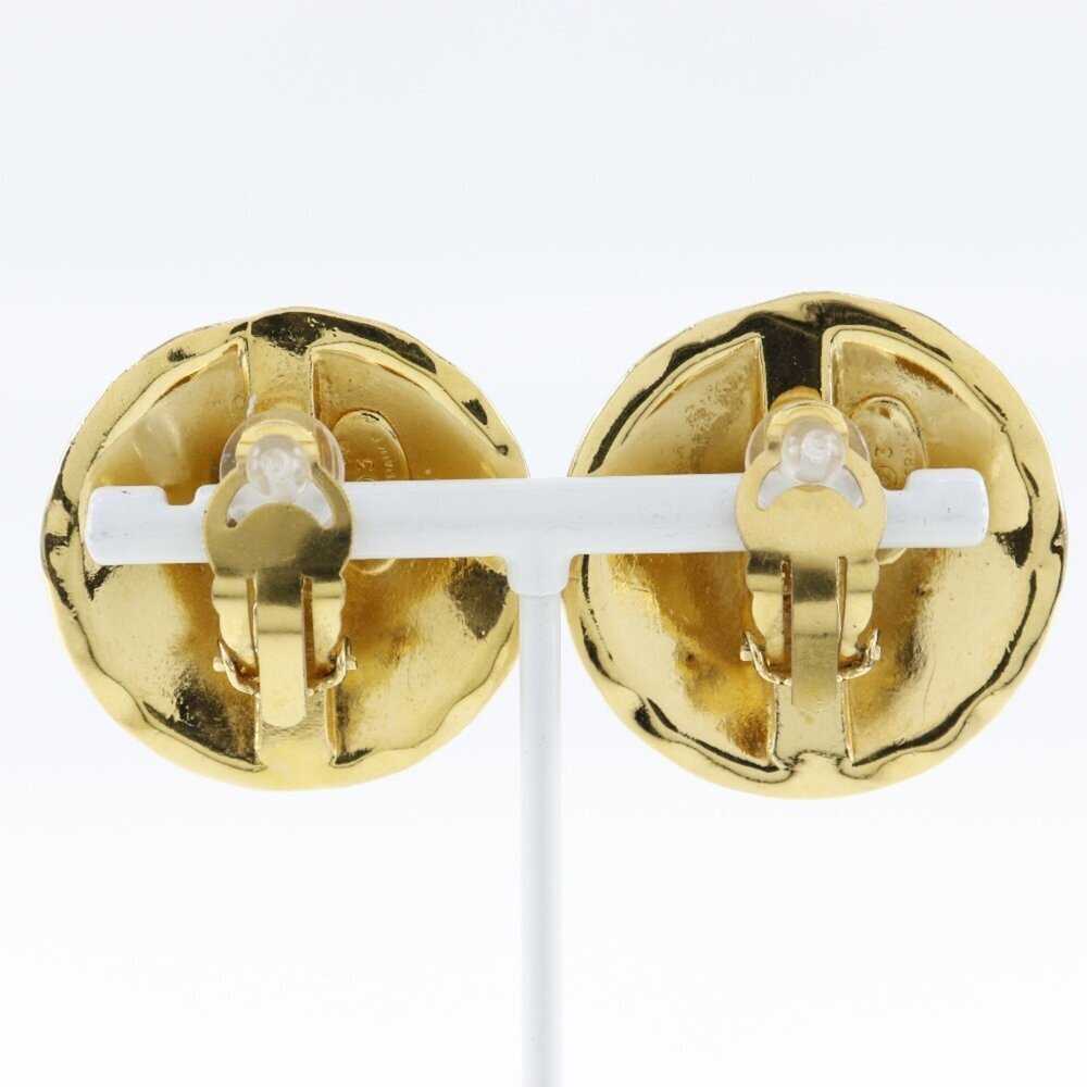 CHANEL Vintage Gold Logo Earrings - Picture 3 of 7